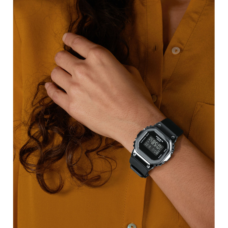 Zegarek damski Casio G-Shock GM-S5600-1ER