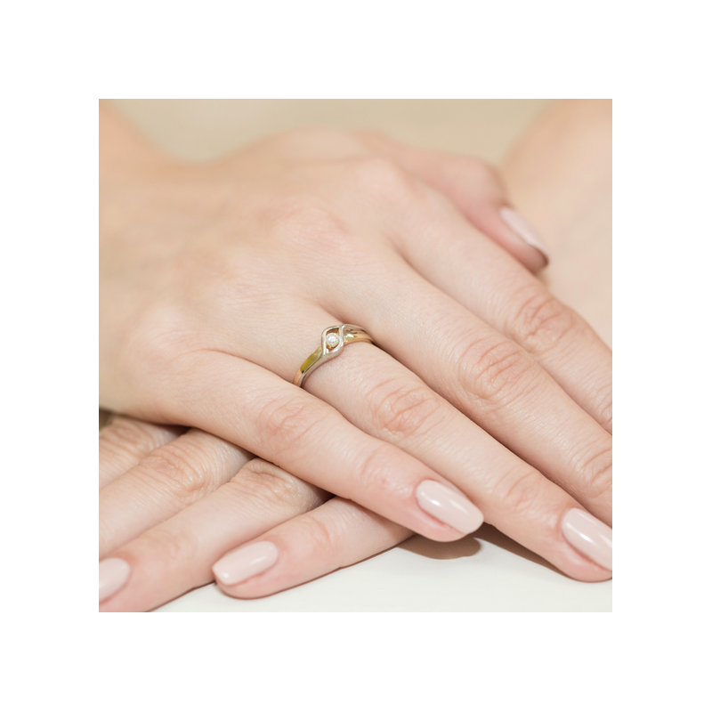 Pierścionek zaręczynowy BRAID z diamentem 0,10 ct BE W-178-10 próba 585