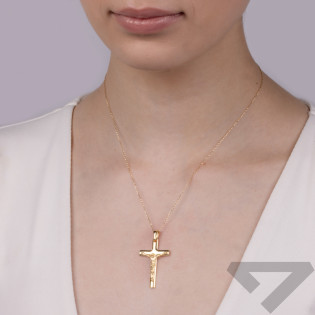 Pozłacany Krzyżyk z Jezusem - Symbol Wiary - JubilerSezam.pl
