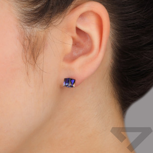 Srebrne kolczyki kostka 3D szafirowe sztyft pr. 925 - JubilerSezam.pl